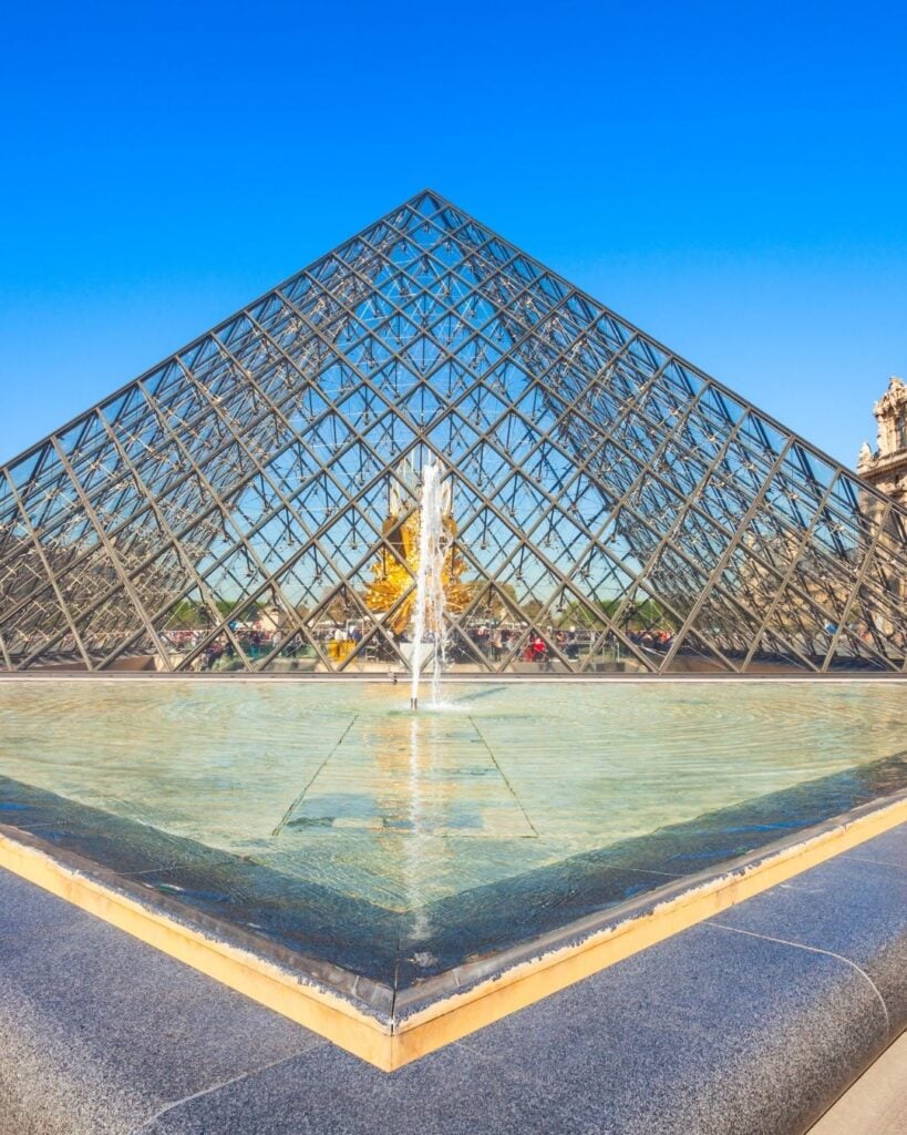 Louvre Museum