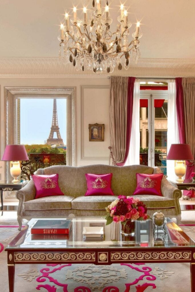 Hotel Plaza Athenee Paris Eiffel Tower View