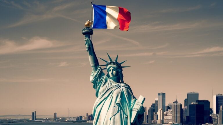 Statue of Liberty French Flag