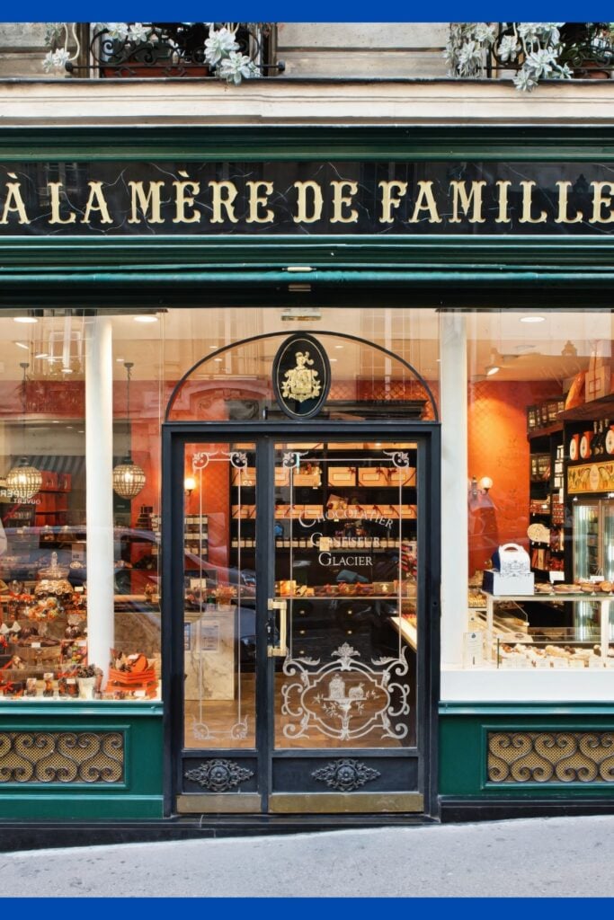 À la Mère de Famille pâtisserie in Paris
