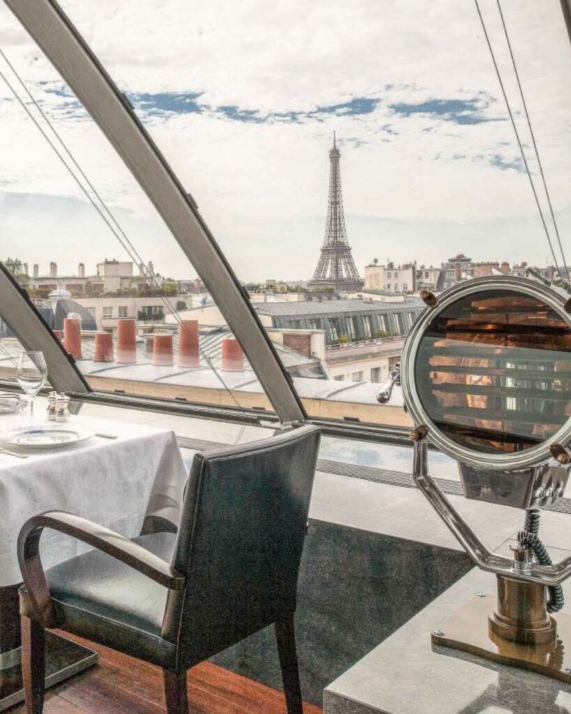 L'Oiseau Blanc Rooftop Bar Paris