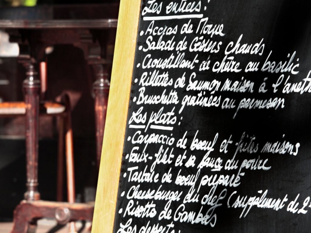Dining Etiquette in Paris