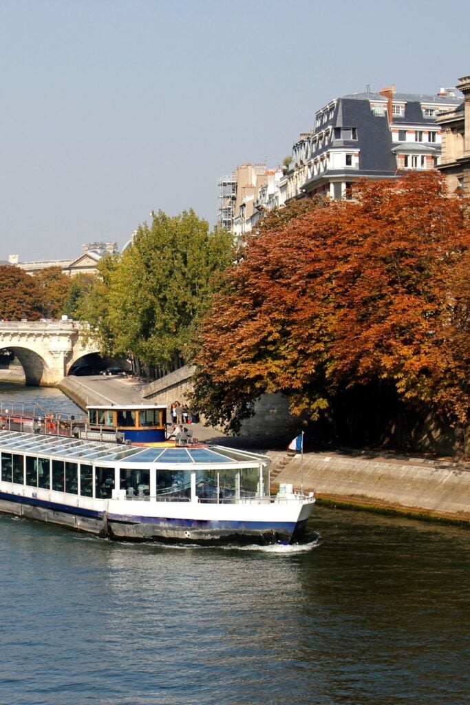 The Seine's Golden Ribbon Walk